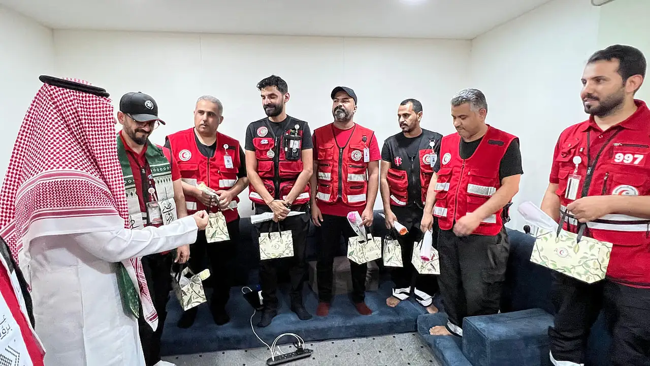 الهلال الأحمر بالباحة يشارك باحتفالات اليوم الوطني السعودي بفعاليات تحت شعار «عزنا بطبعنا»